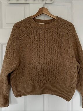 Universal Thread Tan Cable Knit Sweater